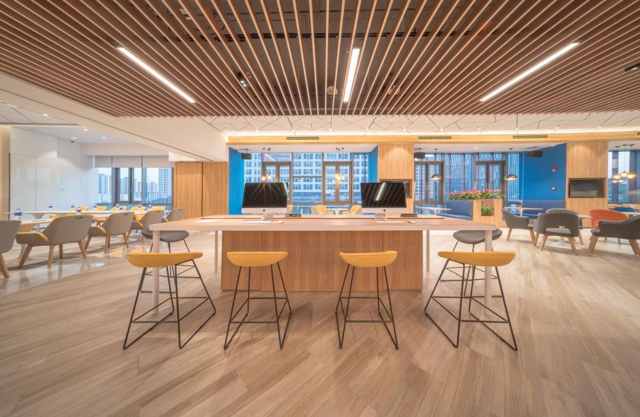Holiday Inn Express Shanghai Huijin By Ihg Esterno foto