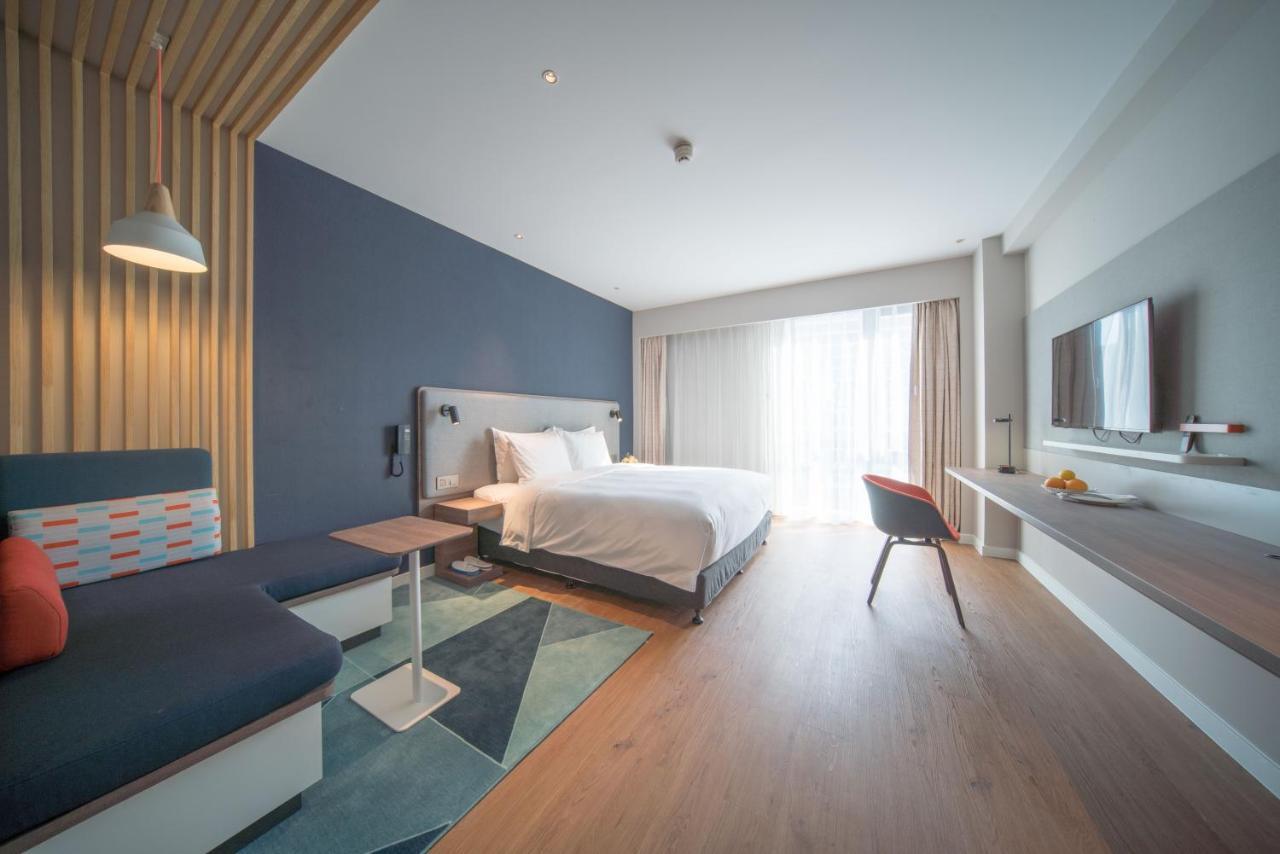 Holiday Inn Express Shanghai Huijin By Ihg Esterno foto