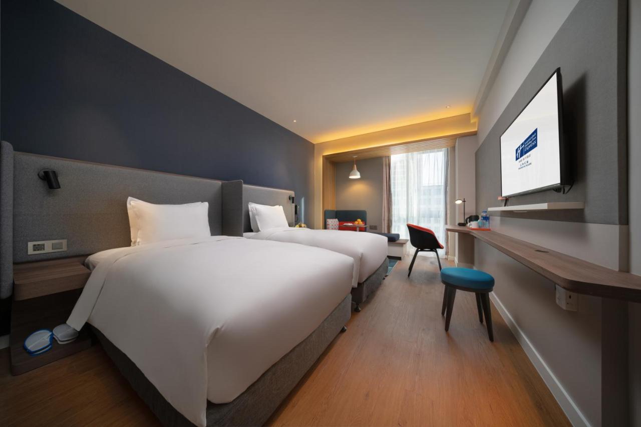 Holiday Inn Express Shanghai Huijin By Ihg Esterno foto
