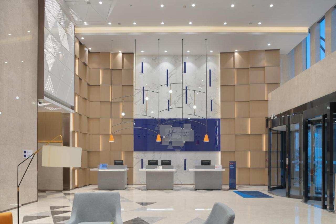 Holiday Inn Express Shanghai Huijin By Ihg Esterno foto